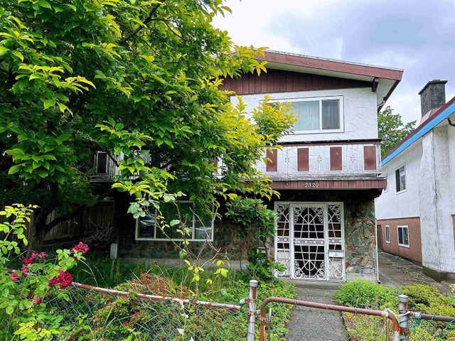 2320 E 1st Avenue, Vancouver