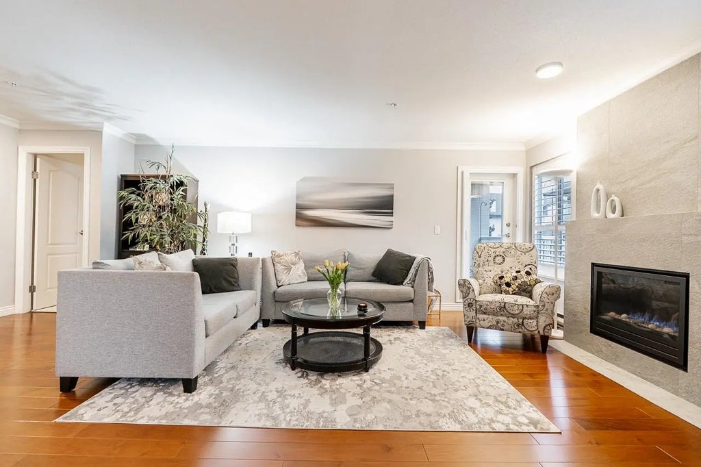 15272 20 Avenue 209, Surrey