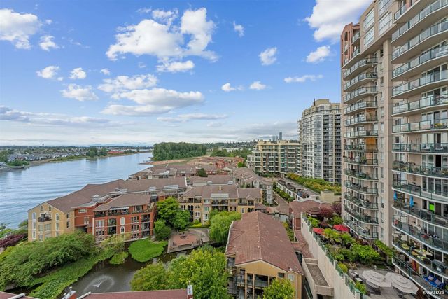 8 Laguna Court 1207, New Westminster