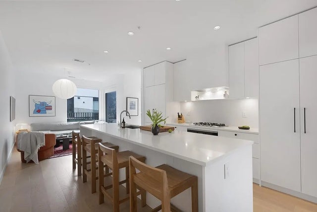 48 W King Edward Avenue, Vancouver