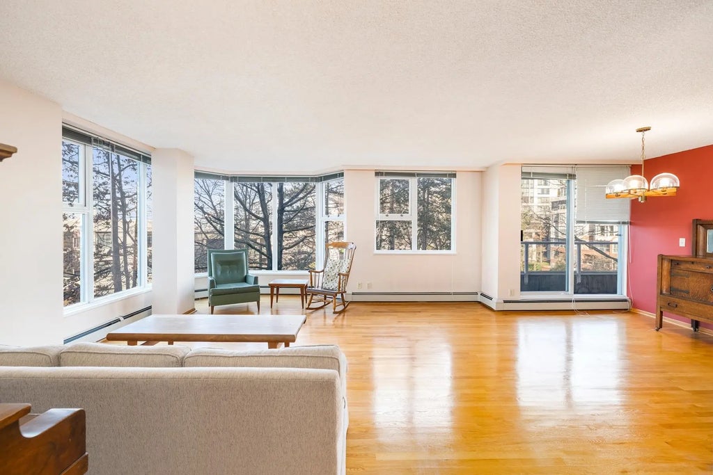 522 Moberly Road 404, Vancouver