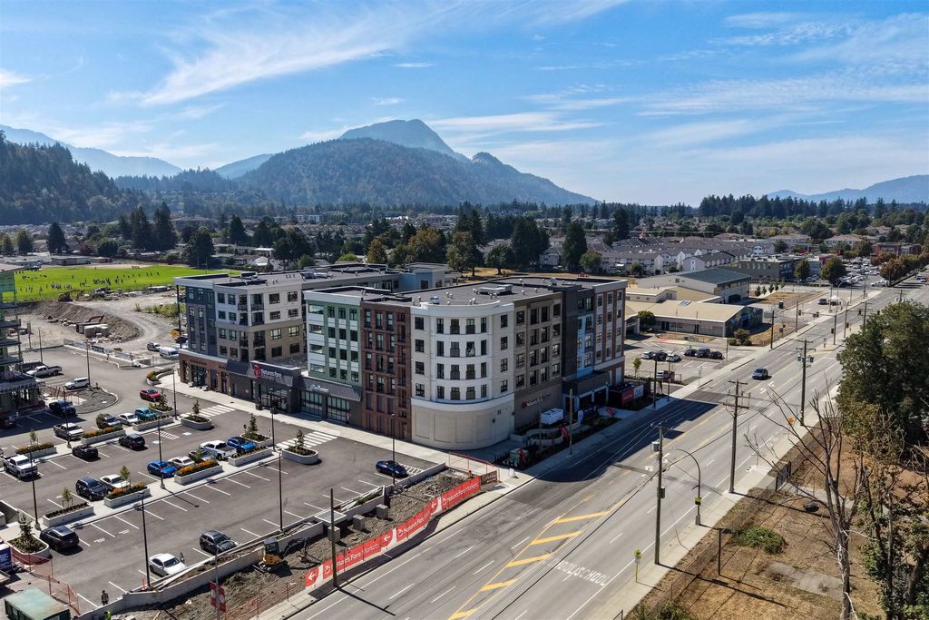 46187 Thomas Road 303, Chilliwack