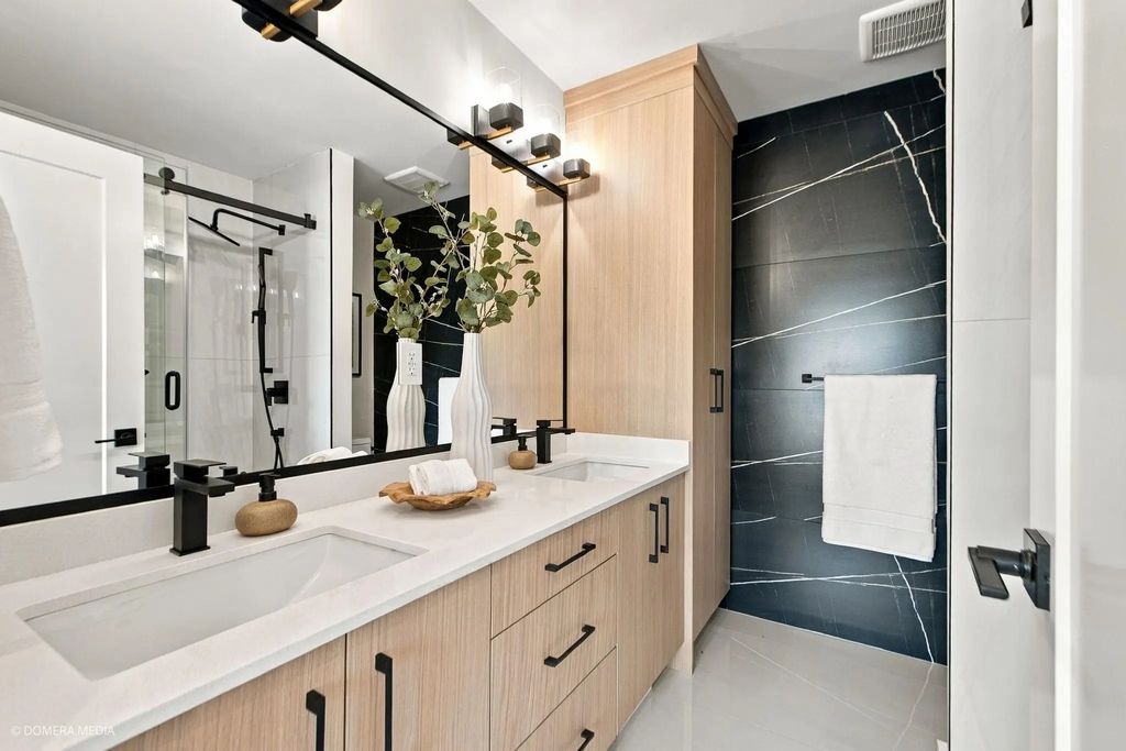 17432 58 Avenue 1, Surrey