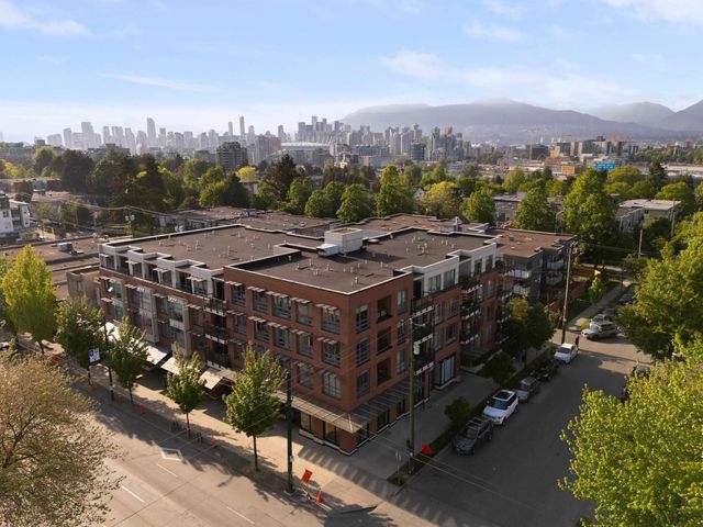2477 Carolina Street 309, Vancouver
