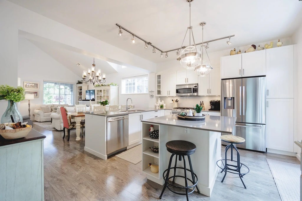 6450 187 Street 93, Surrey