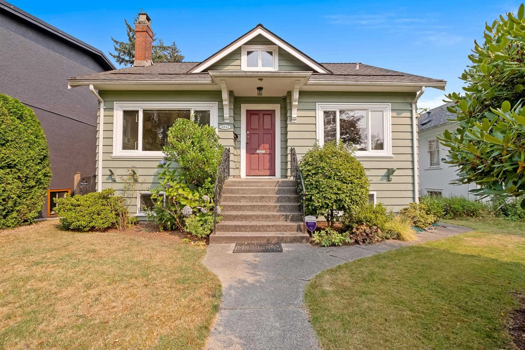 3247 W 30th Avenue, Vancouver