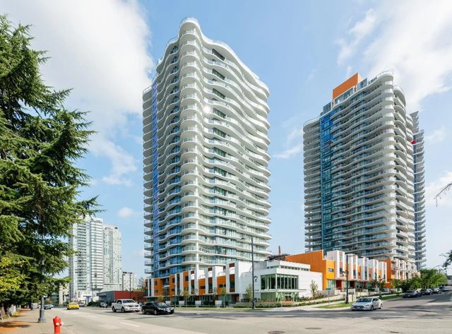 13318 104 Avenue 709, Surrey