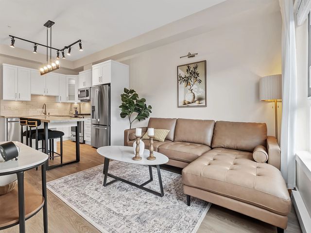 20926 83 Avenue 416, Langley