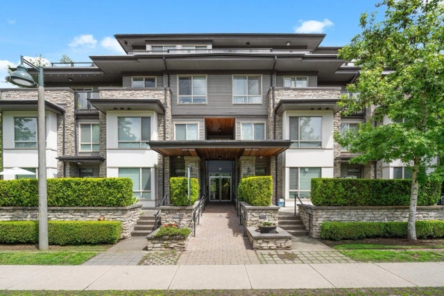 7478 Byrnepark Walk 215, Burnaby