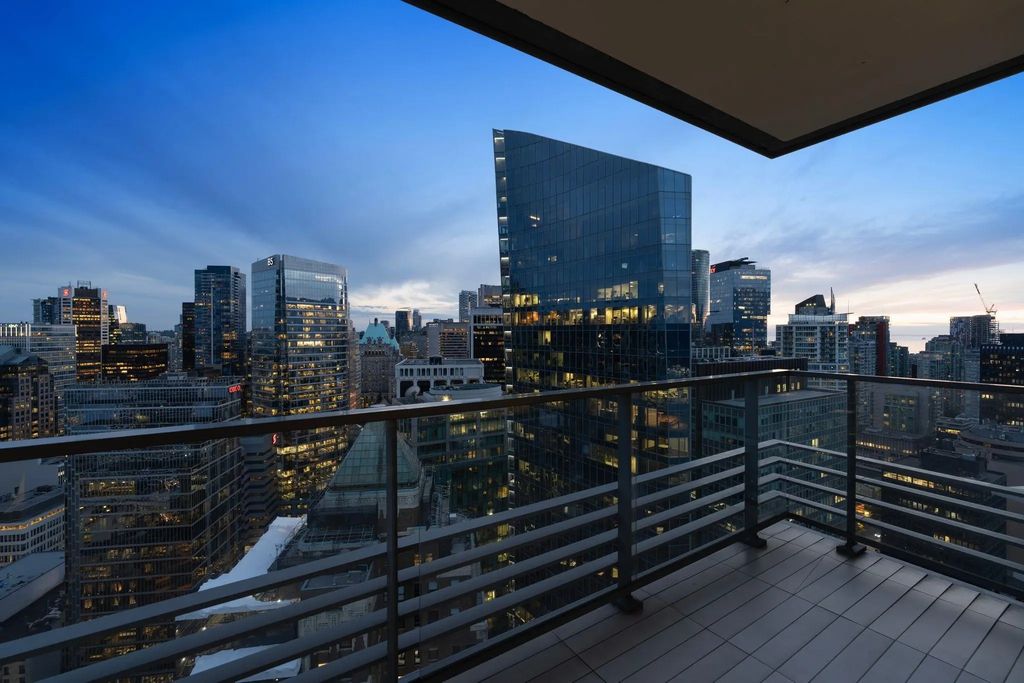 1011 W Cordova Street 3804, Vancouver