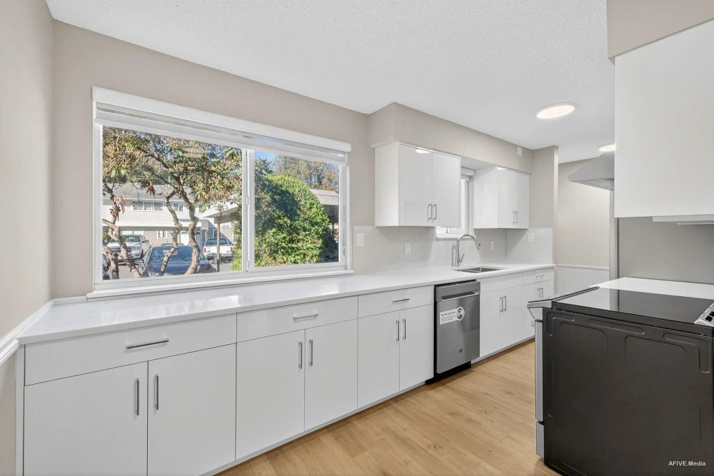 45185 Wolfe Road 99, Chilliwack