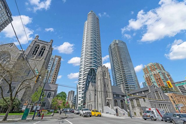 1033 Nelson Street, Vancouver