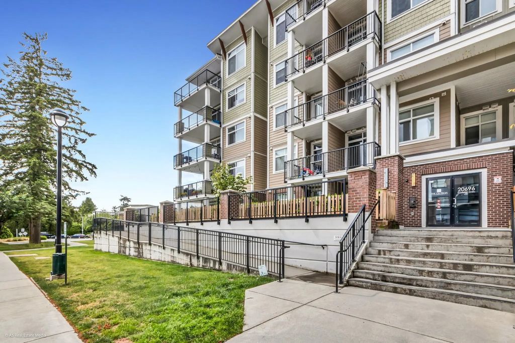 20696 Eastleigh Crescent 317, Langley