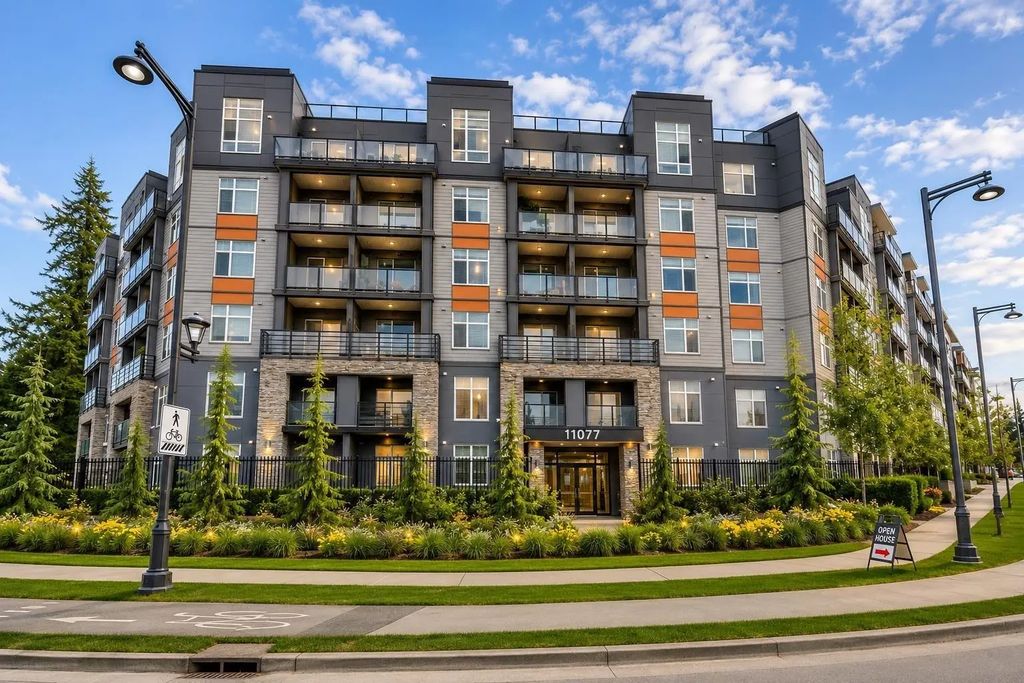 11077 Ravine Road 525, Surrey