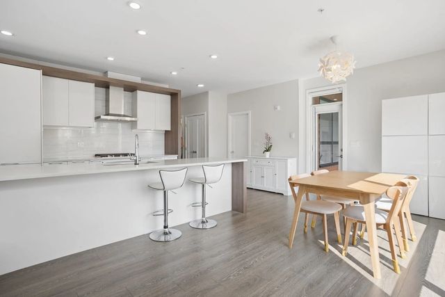 11507 84 Avenue 216, Delta