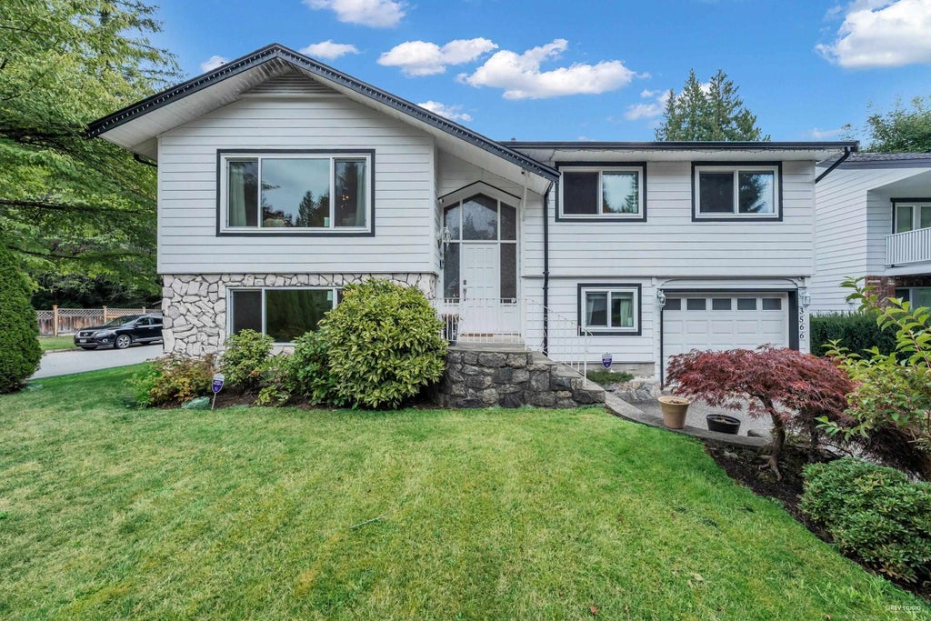 3566 Regent Avenue, North Vancouver