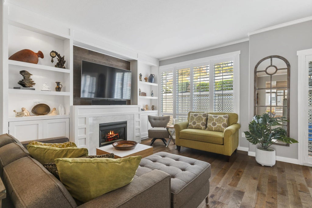 1157 Vidal Street, White Rock