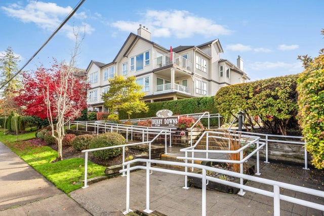 17740 58a Avenue 103, Surrey