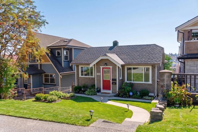 3184 E 8th Avenue, Vancouver