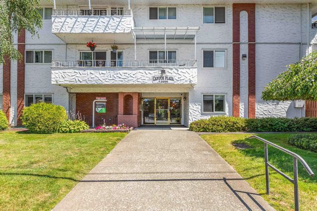 12096 222 Street 107, Maple Ridge