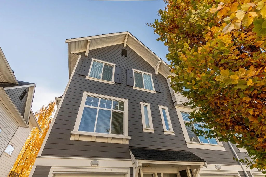 18681 68 Avenue 39, Surrey