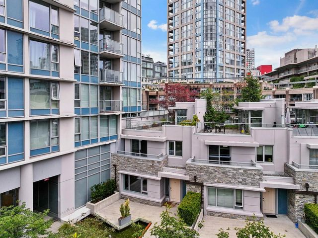 188 Keefer Place 221, Vancouver