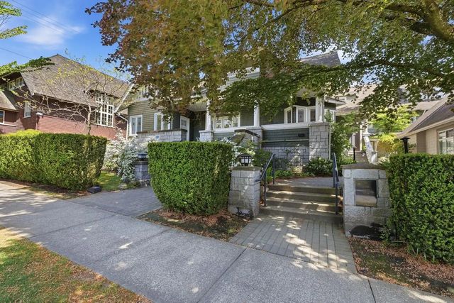 5338 Larch Street, Vancouver