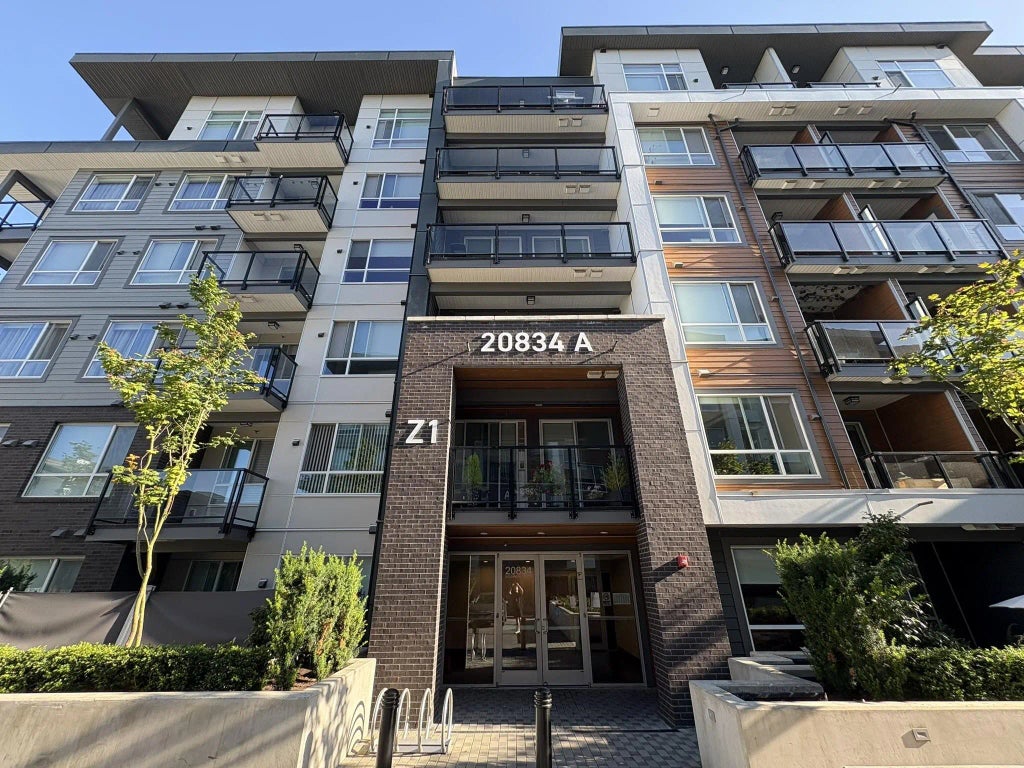 20834 80 Avenue A401, Langley