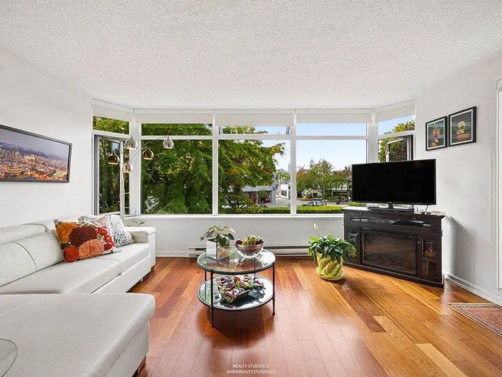 456 Moberly Road 215, Vancouver
