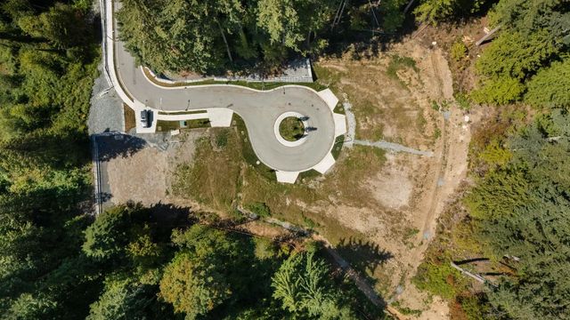 622 Foresthill Place, Port Moody