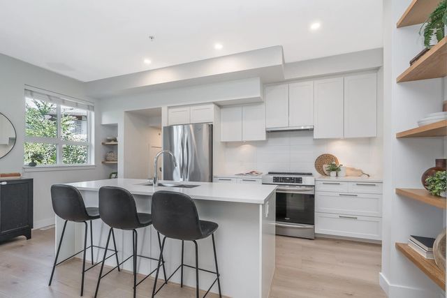 8508 204 Street 57, Langley