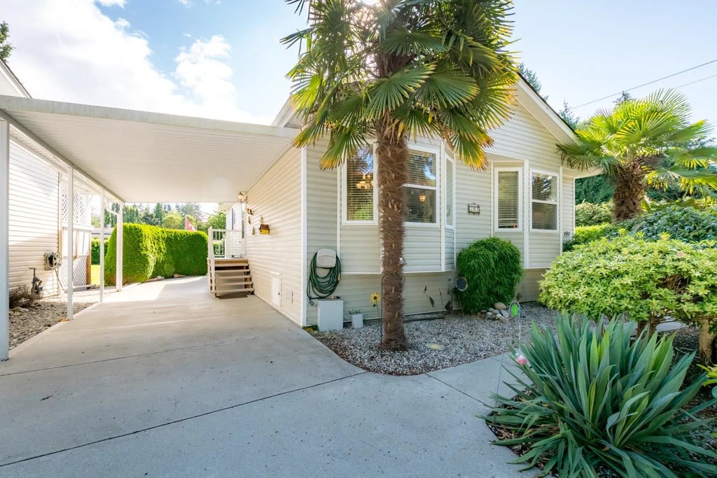 4510 Sunshine Coast Highway 101, Sechelt