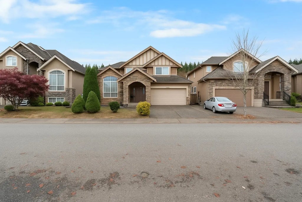 3917 Brighton Pl, Abbotsford