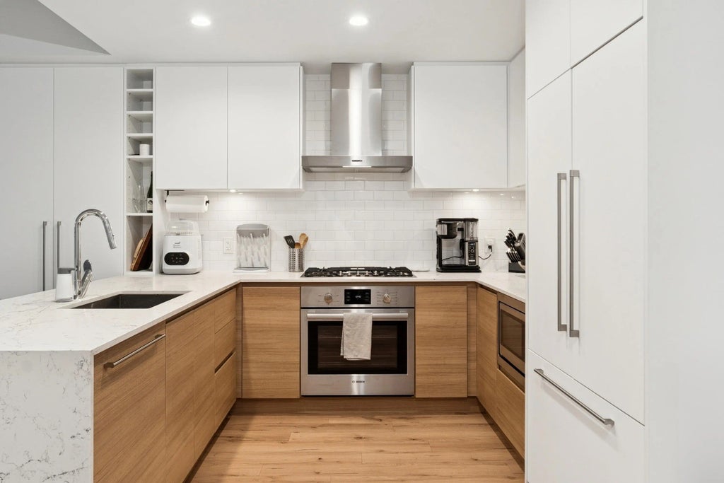 55 Klahanie Drive 420, Port Moody