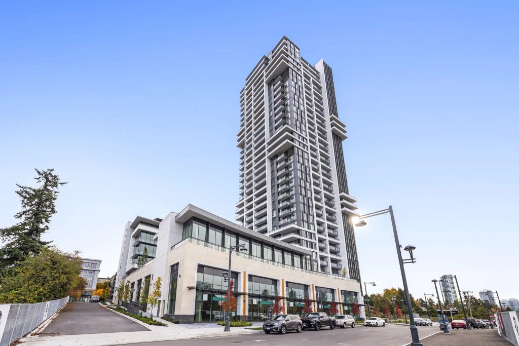 13675 107a Avenue 1810, Surrey