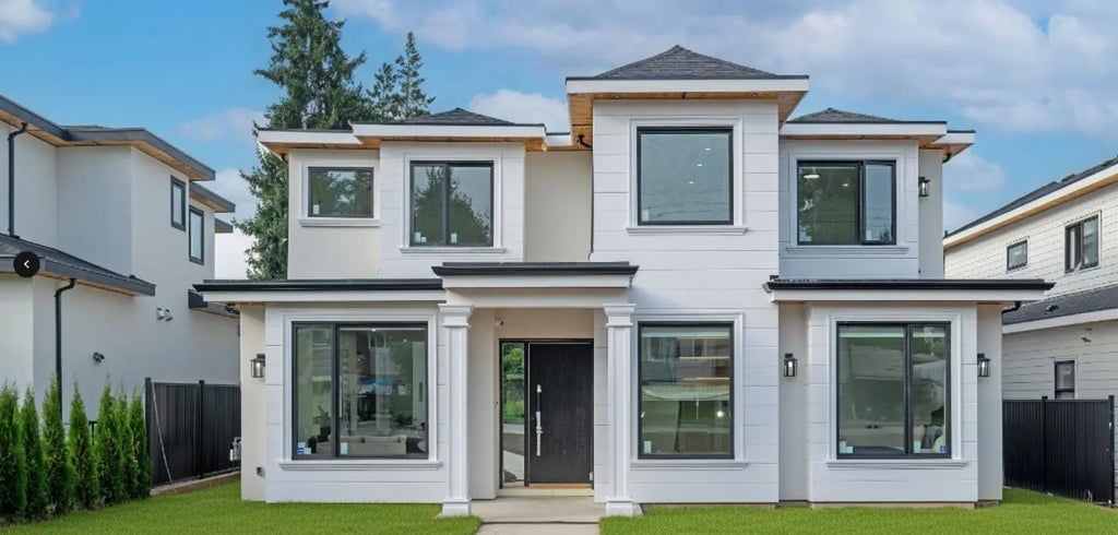 819 Cornell Avenue, Coquitlam