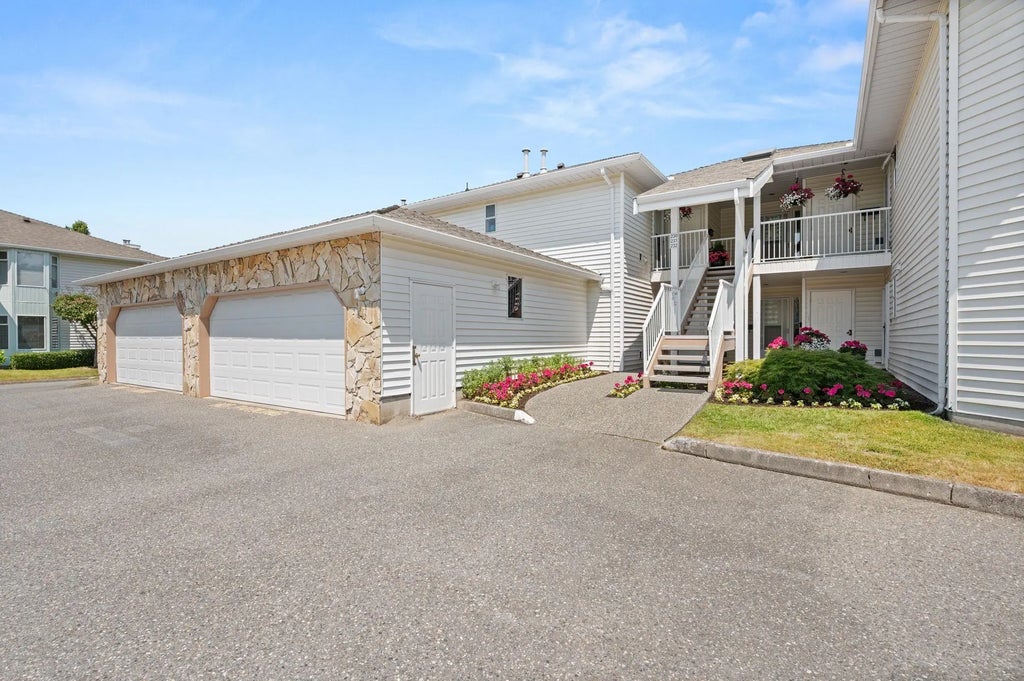 7156 121 Street 131, Surrey