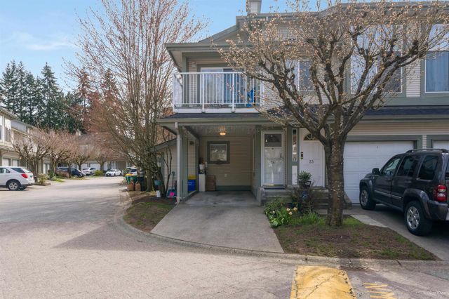 8892 208 Street 24, Langley