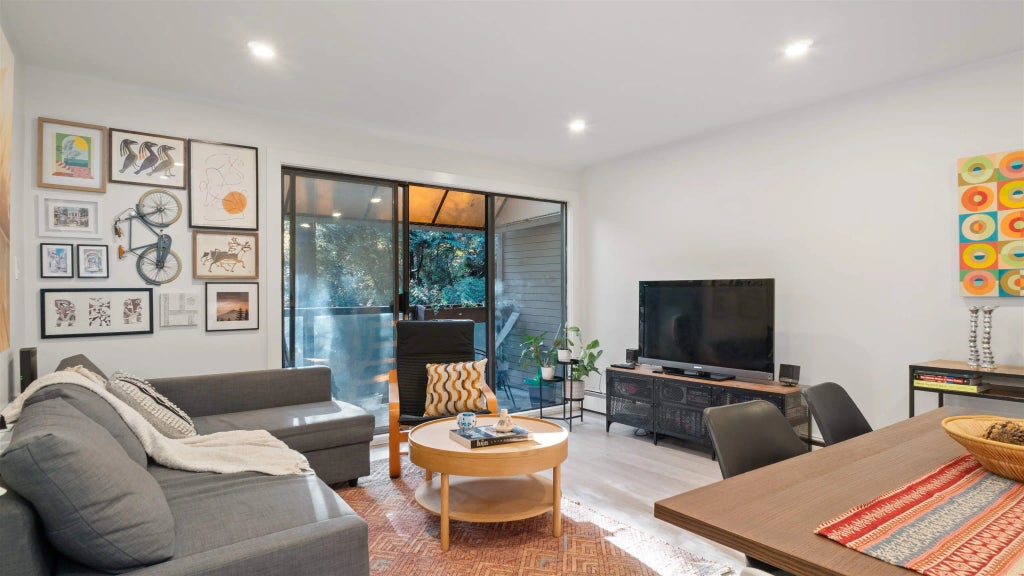 1345 W 15th Avenue 318, Vancouver