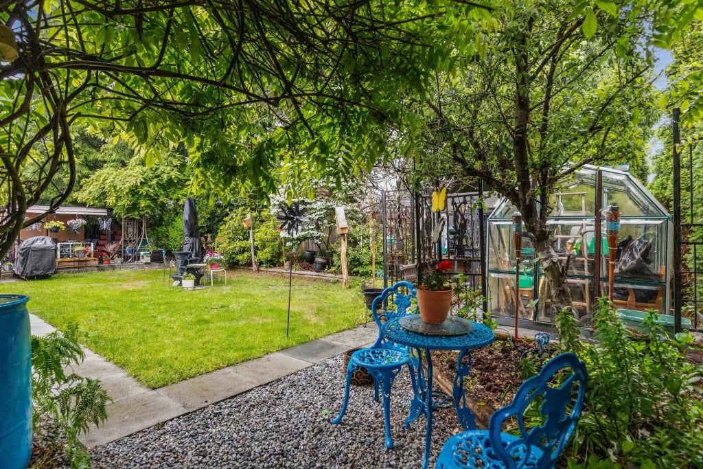 12214 211 Street, Maple Ridge