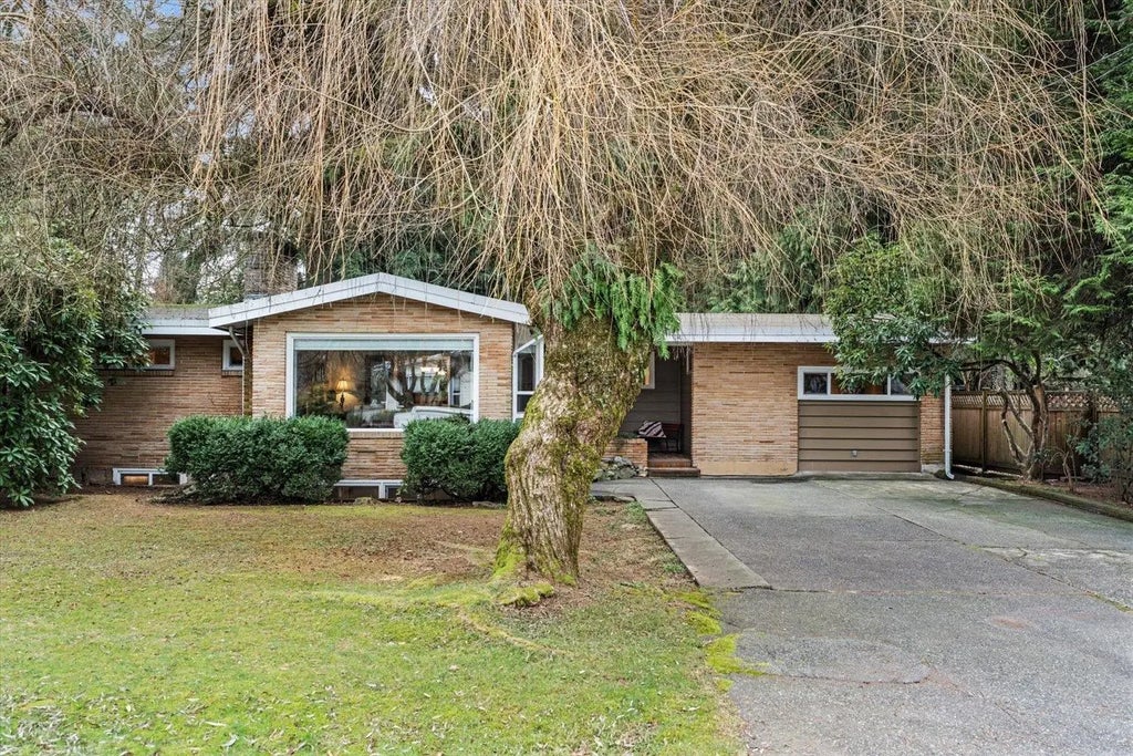 34166 Cedar Avenue, Abbotsford