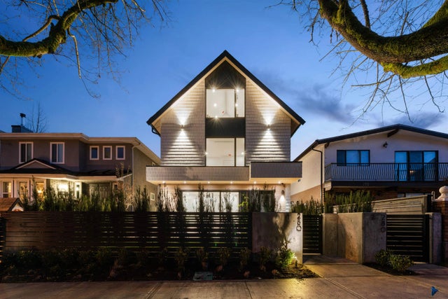 280 E 32 Avenue 2, Vancouver