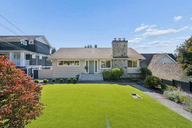 2288 Kings Avenue, West Vancouver