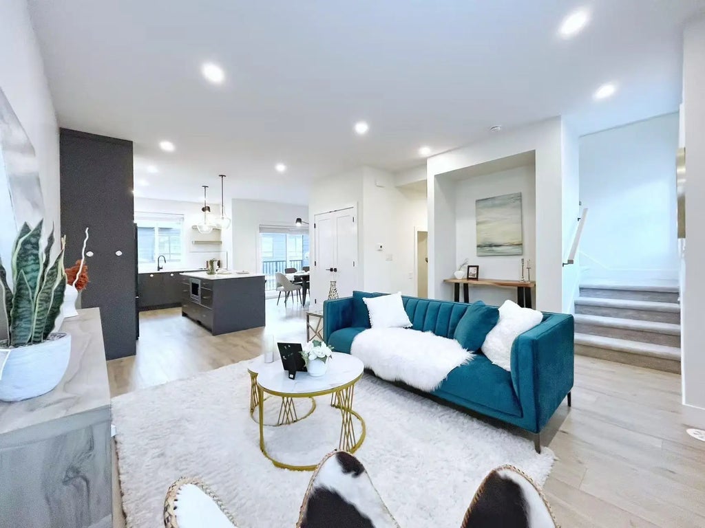 16358 23a Avenue 7, Surrey