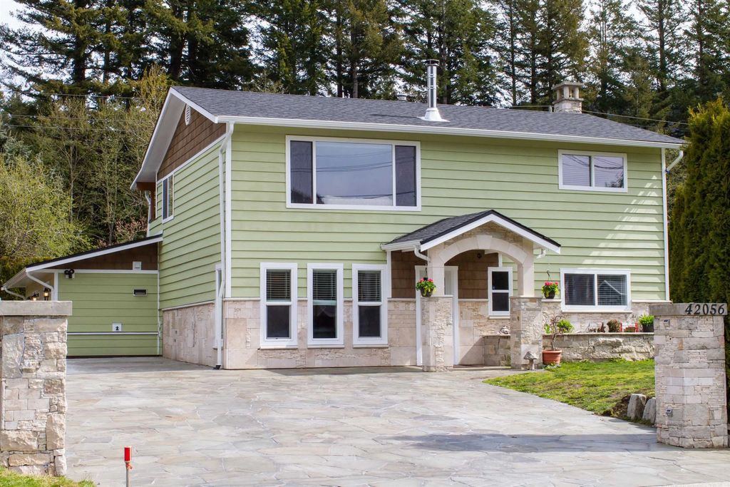 42056 Birken Road, Squamish
