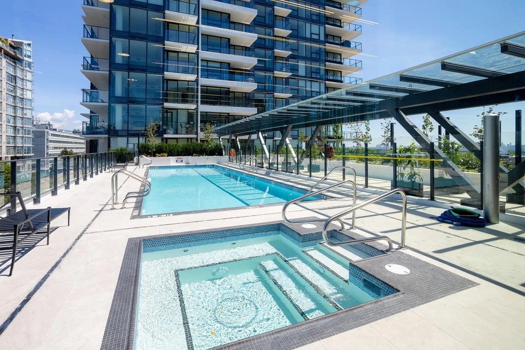 135 E 13th Street 1203, North Vancouver