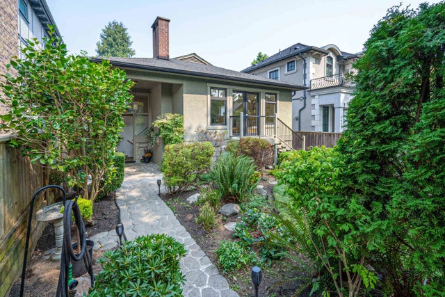 4427 W 7th Avenue, Vancouver