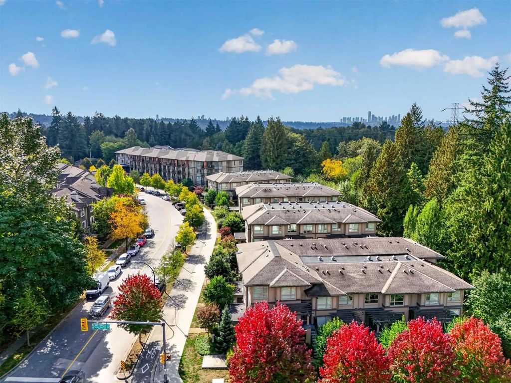 3201 Noel Drive 3, Burnaby