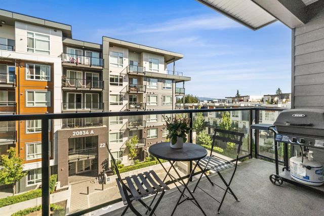 20834 80 Avenue A413, Langley