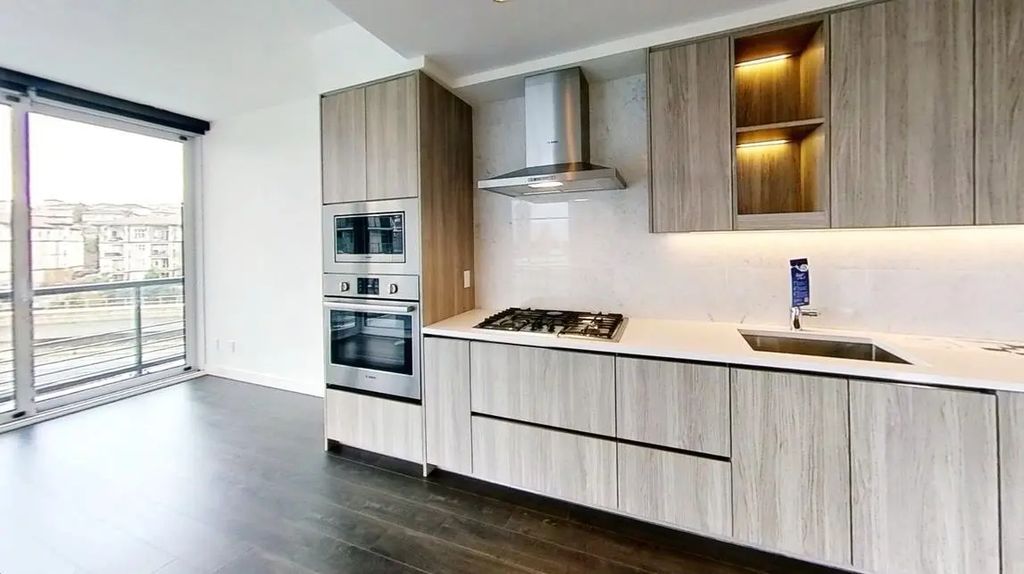 4730 Lougheed Highway 405, Burnaby